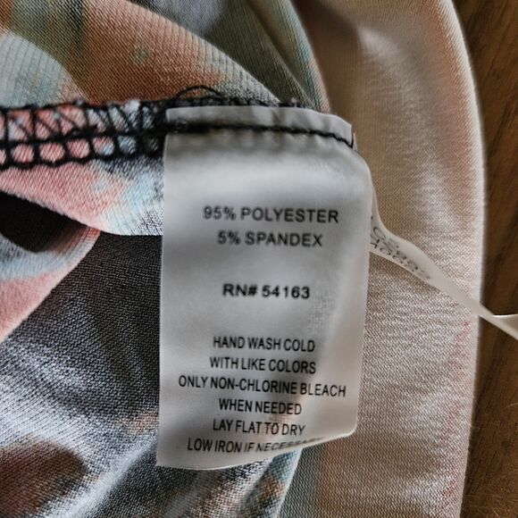 Calvin Klein Women's Small Colorful Sunset Colors Short Sleeve Top - Picture 7 of 8